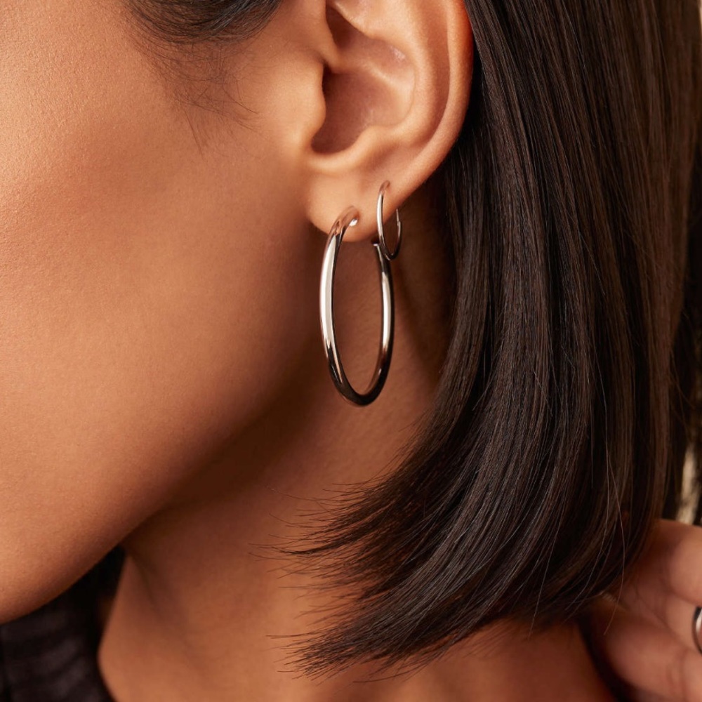 White tube hoops